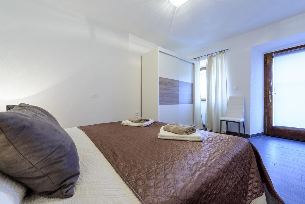Apartment Mistral - Cosy Apartment With Sea View Molunat Eksteriør billede